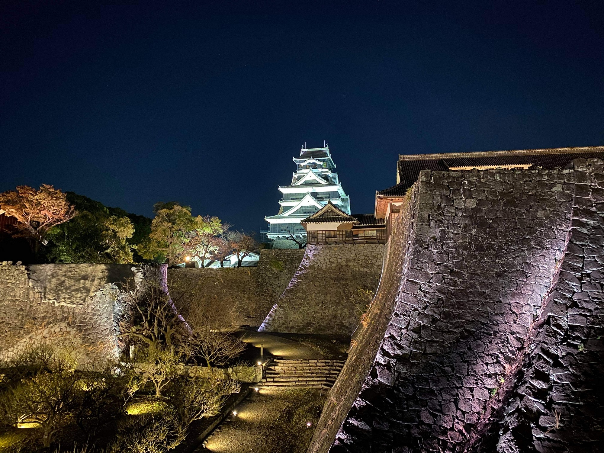 熊本城特別公開【夜間公開】の幻想的な姿 ｜地域のトピックス｜FURUSATO